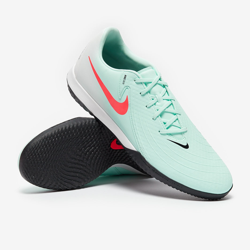Nike Phantom GX II Academy IC