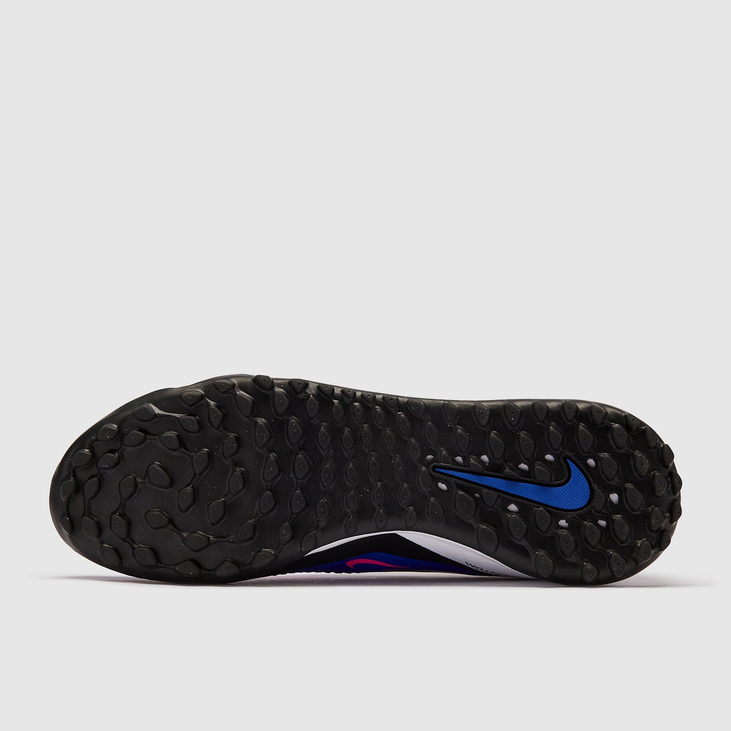 Nike Phantom 6 Academy High TF
