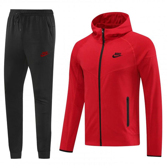 24/25 Nike Tech Fleece