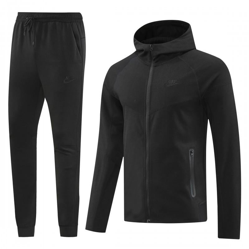 24/25 Nike Tech Fleece