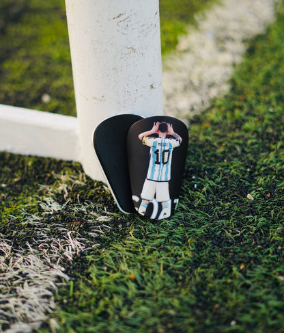 LM10 Mini Shin Pads