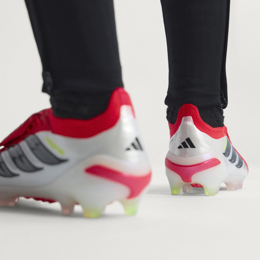 Predator Elite Fold-Over Tongue Firm Ground Cleats