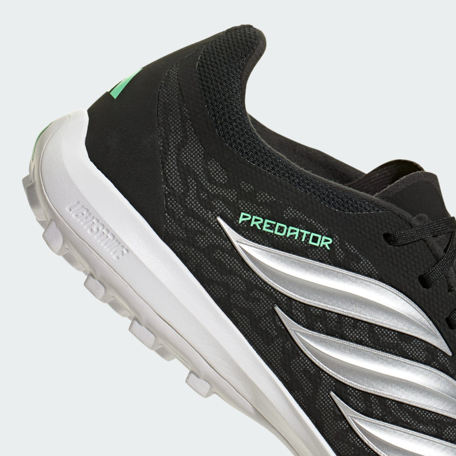 PREDATOR LEAGUE Turf Soccer Cleats