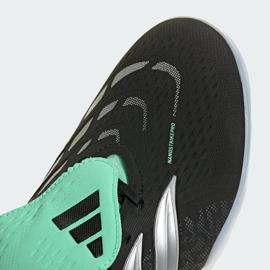 PREDATOR PRO Fold-Over Tongue Turf Soccer Cleats