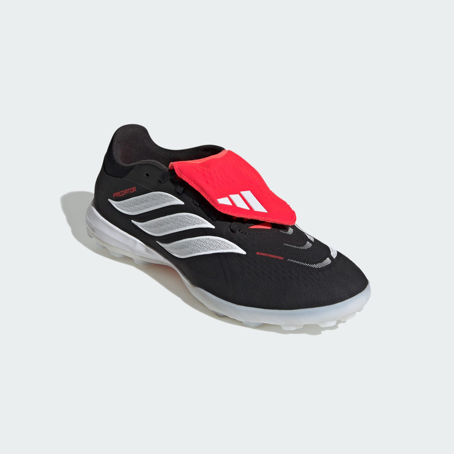 PREDATOR PRO Fold-Over Tongue Turf Soccer Cleats
