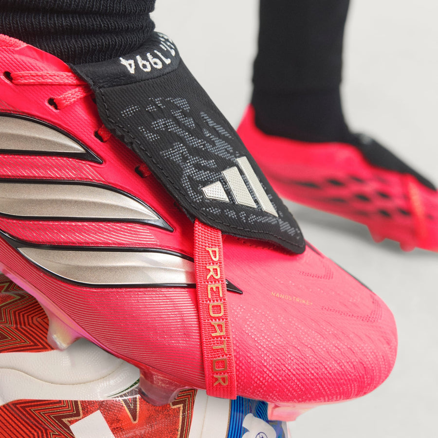 Predator Elite Fold-Over Tongue Firm Ground Cleats