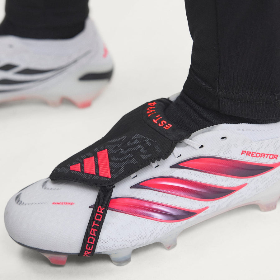 Predator Elite Fold-Over Tongue Firm Ground Cleats