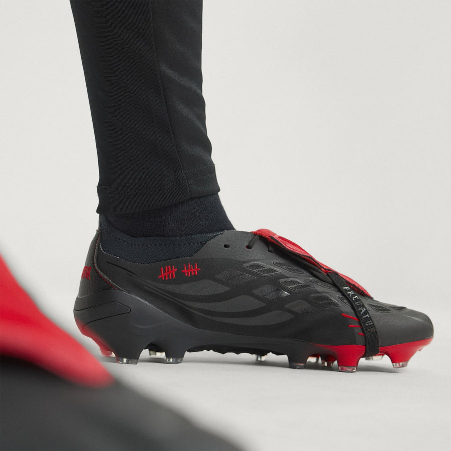 Predator Elite Fold-Over Tongue Firm Ground Cleats