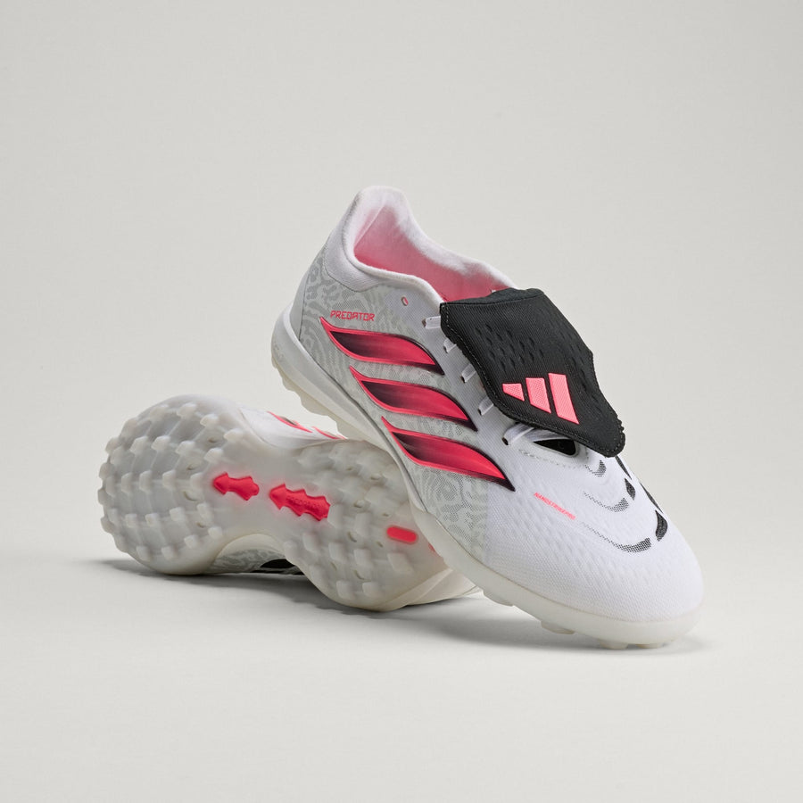 PREDATOR PRO Fold-Over Tongue Turf Soccer Cleats